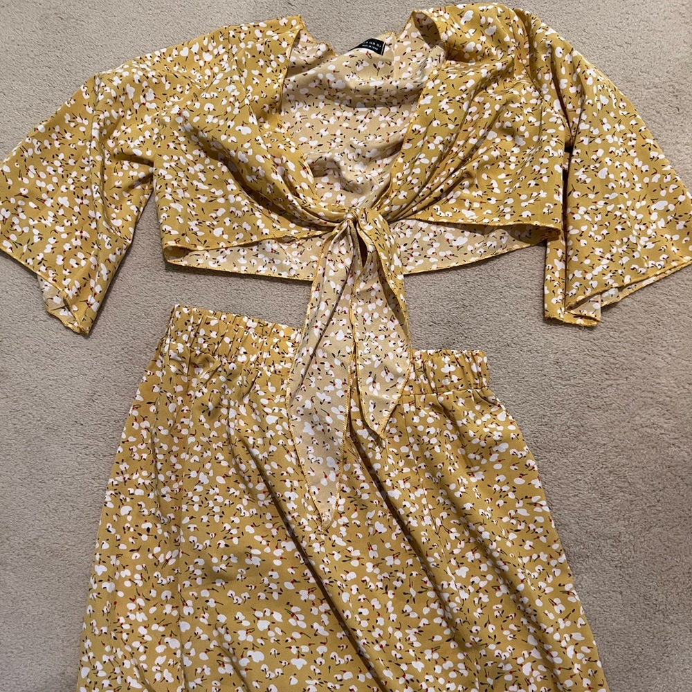 2 piece mini skirt and top. Yellow floral print